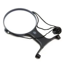 Carson Crafter’s Lighted 2x Magnifier